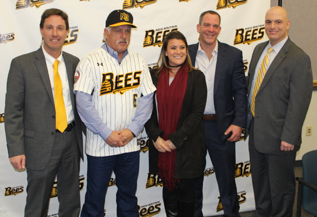 Wally Backman to manage New Britain Bees in the Atlantic League