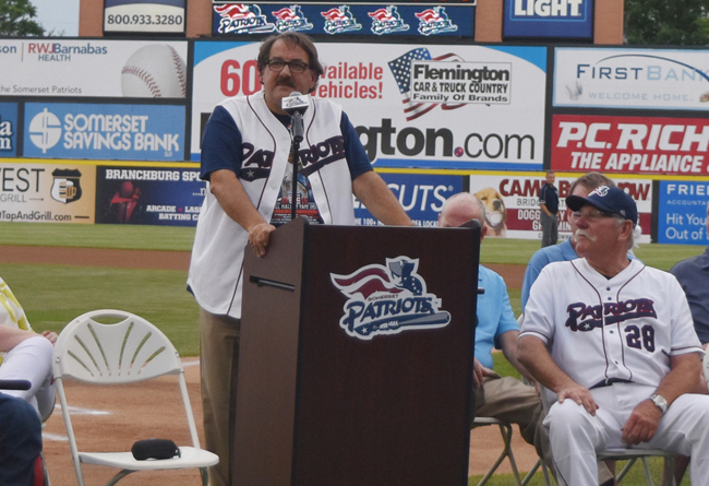 Somerset Patriots retire Sparky Lyle's jersey